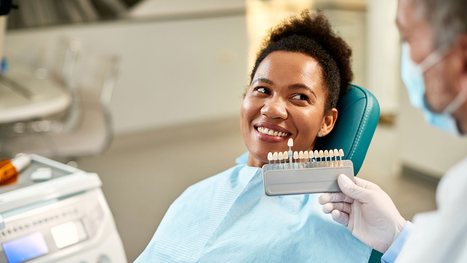 Woman getting veneers